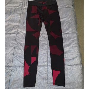 Gap size M full length patterned leggings